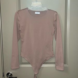 Aritzia longsleeve contour bodysuit
